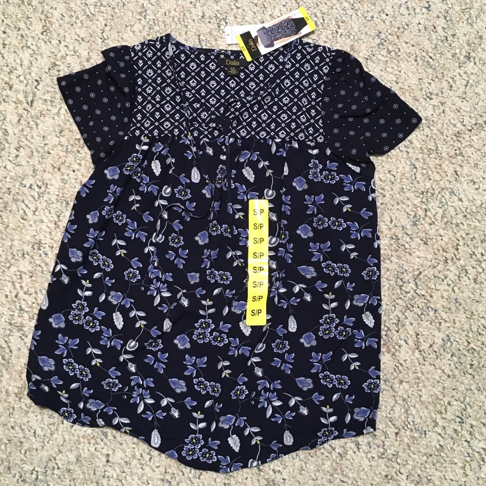 Dalia Short Sleeve Blouse, NWT, Size S